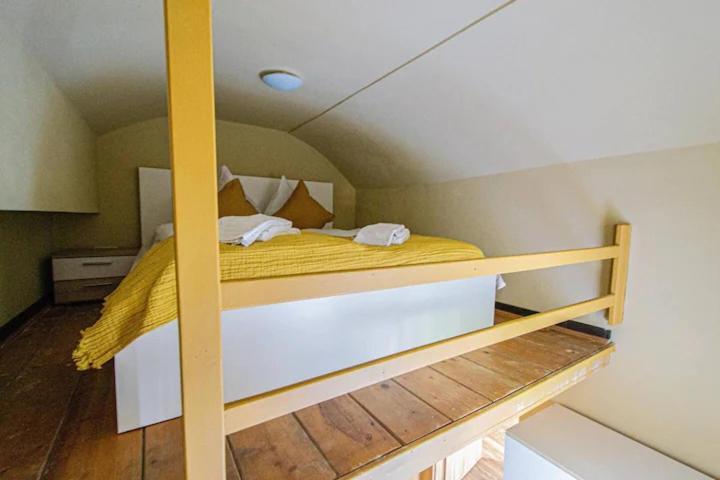 Cozy Homestay At Prague Main Station Praga Exterior foto