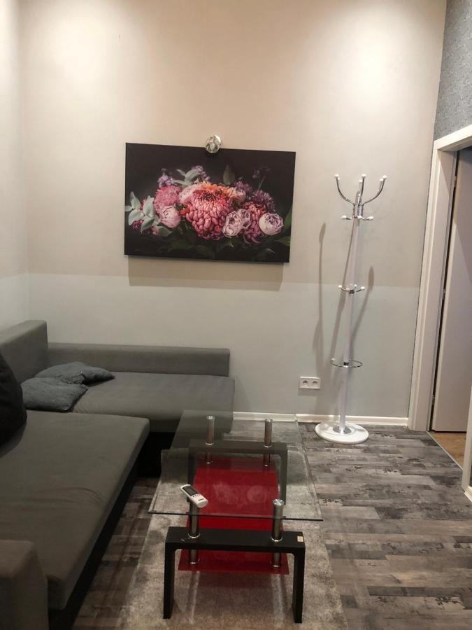 Cozy Homestay At Prague Main Station Praga Exterior foto