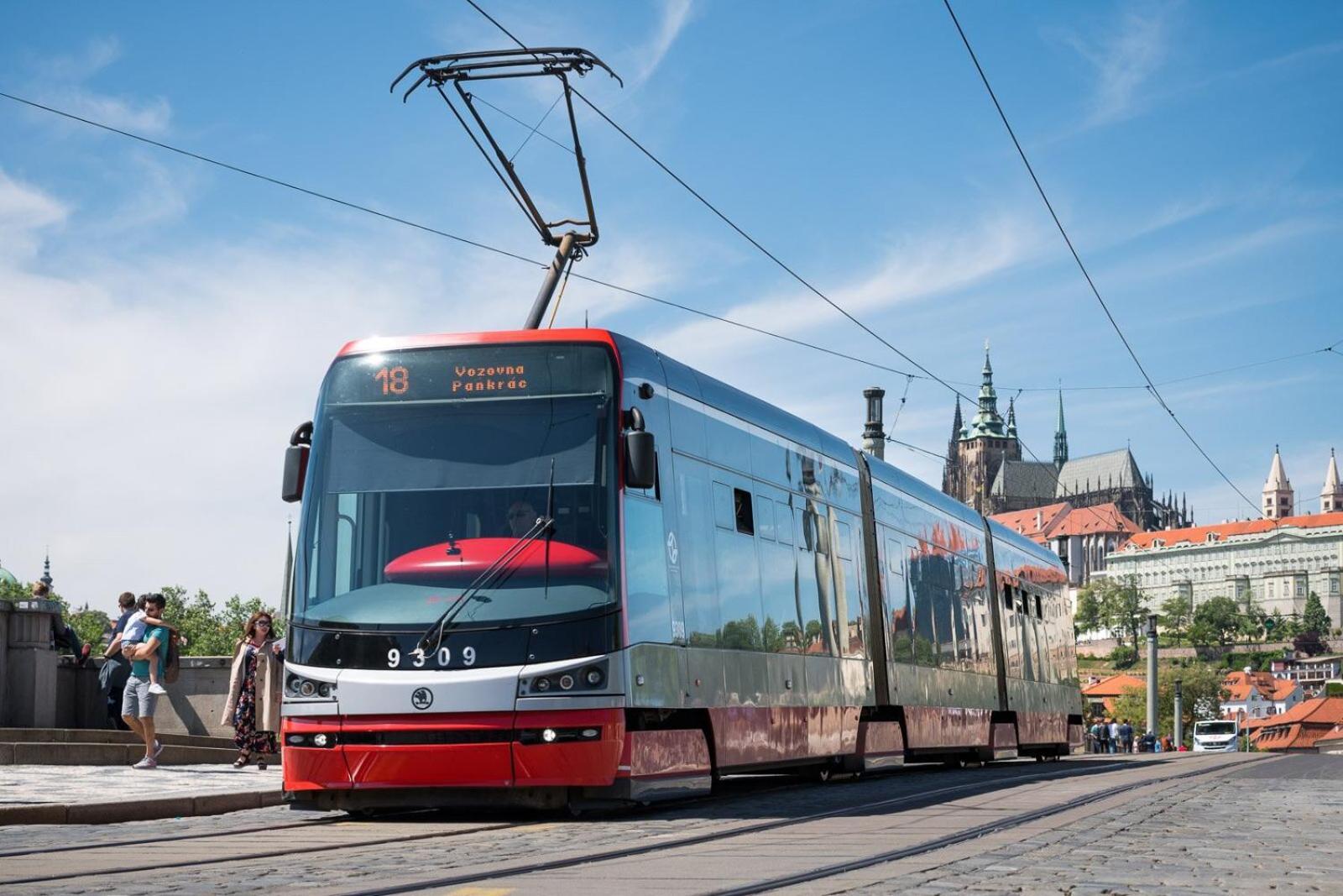 Cozy Homestay At Prague Main Station Praga Exterior foto